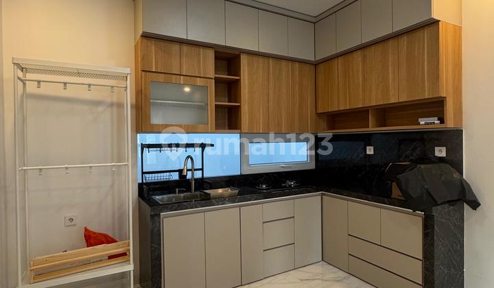 Rumah Cantik di Pesanggrahan, Akses Mudah ke Gandaria City, Pim 2