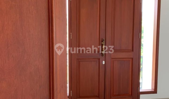 Rumah Berkualitas di Graha Raya Bintaro - SHM/IMB, Lantai Granit 2