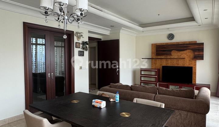 Apartemen Corner Unit di The Pakubuwono View Pemandangan Kota