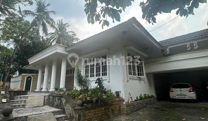 House in Brawijaya Strategic Location on Main Road, Spacious Building House in Brawijaya Strategic Location on Main Road, Spacious Building