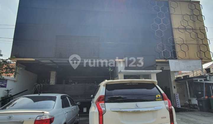 For Rent: 3-Story Commercial Building + Basement, Strategic Location in Tebet