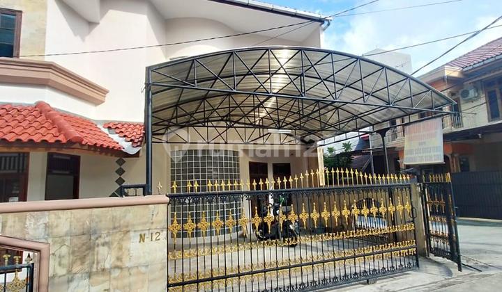 2 Story Hook House in Kelapa Gading, North Jakarta