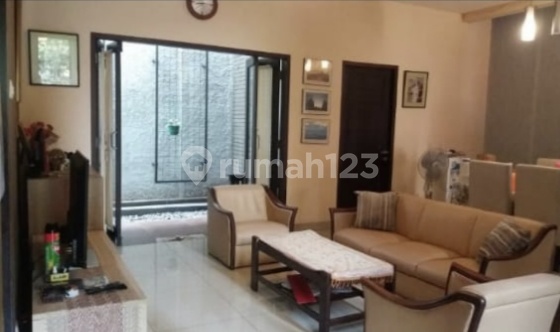 2-Story House in the Walikota Sukapura Complex, North Jakarta 2