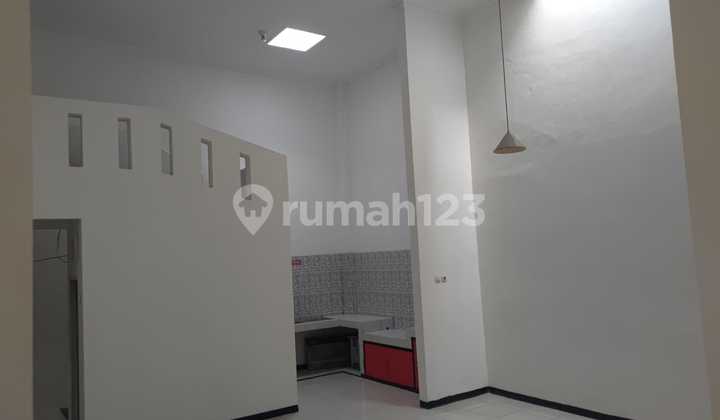 Rumah 2 Lantai Bagus Di Komplek Bea Cukai Sukapura Jakarta Utara