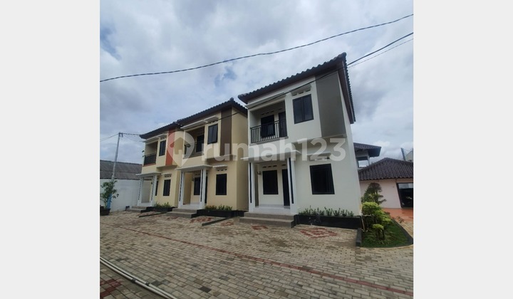 Rumah 2 Lantai Harga Ekonomis di Jaticempaka Bekasi