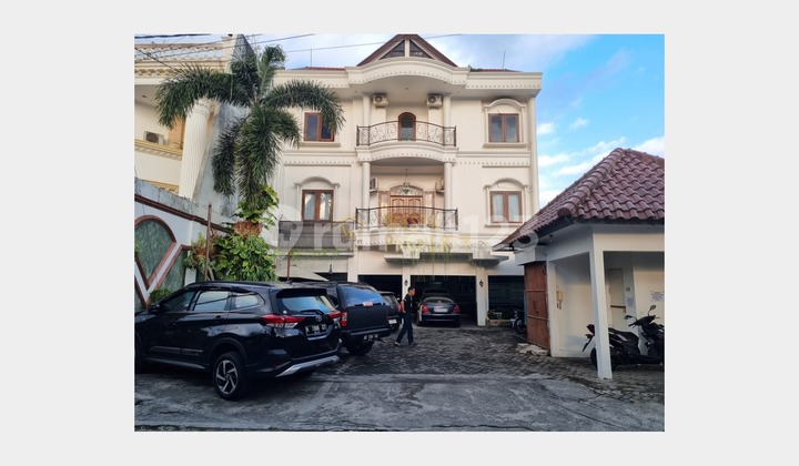 Affordable Hotel in Strategic Ambarrukmo Area Yogyakarta Affordable Hotel in Strategic Ambarrukmo Area Yogyakarta