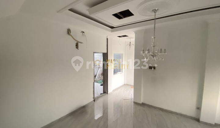 Beautiful House Near Jl. Godean KM 7, Ready to Occupied 2 Floors 2