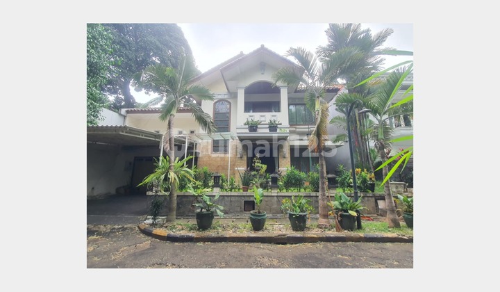 Hunian Modern Tipe Besar di Koridor Utama Lenteng Agung