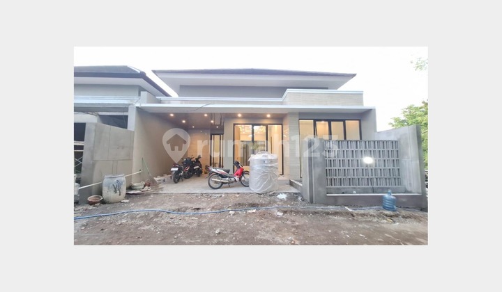 Rumah Cantik Tipe Besar di Purwomartani Kalasan Sleman