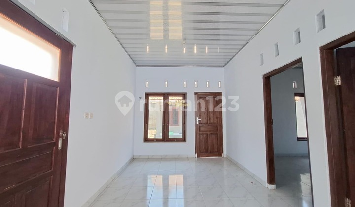 Ready-to-Occupy House for 400 Million Near SMP N 1 Banguntapan 2