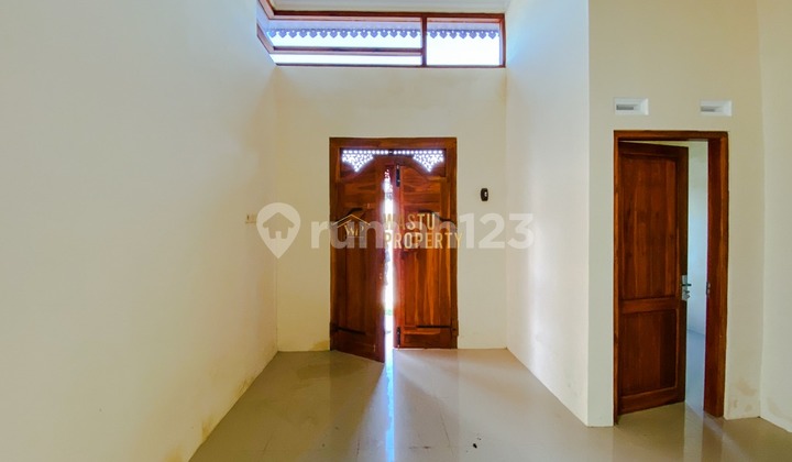 Comfortable Ethnic Design Residence in the Prambanan Area 2