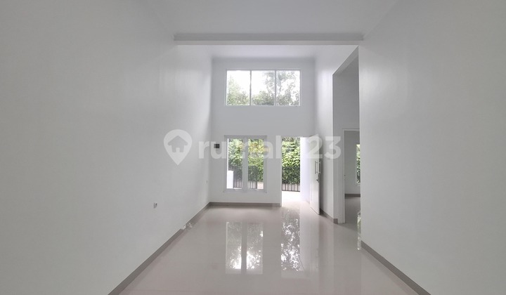 Beautiful House Near Pamella 7 - Move-In Ready, Friendly Price 2