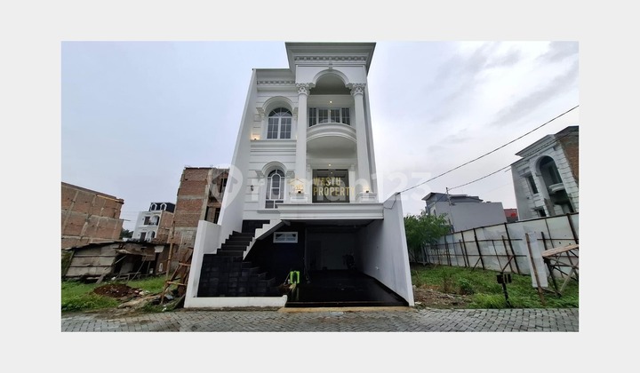 Rumah Desain Mewah Kawasan Premium Jagakarsa