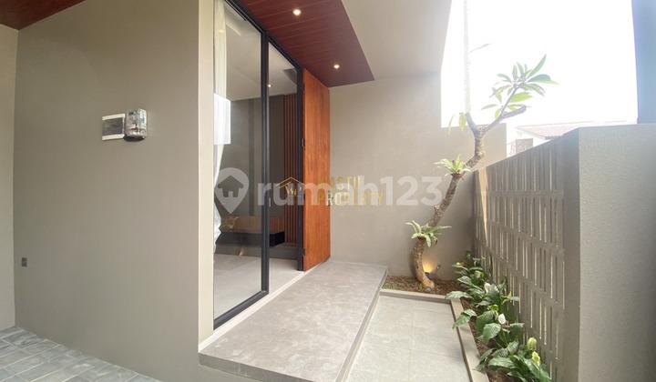 Two-Story Contemporary Style House Near Jogja City Mall 2