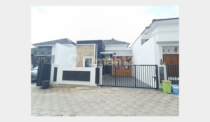 Rumah di Perumahan, Siap Huni Dekat Al Azhar Jogja