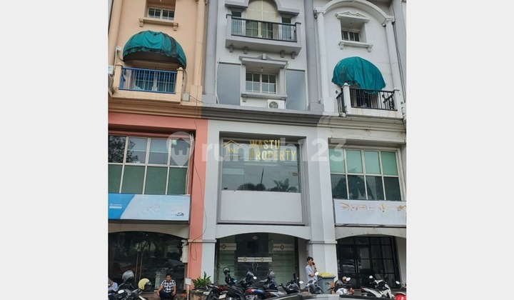 Ruko Premium 4 Lantai Jakarta Selatan Dekat Pim 1