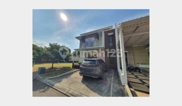 Rumah Luas Siap Huni Hook Dekat Summarecon Mall Bekasi Rumah Luas Siap Huni Hook Dekat Summarecon Mall Bekasi