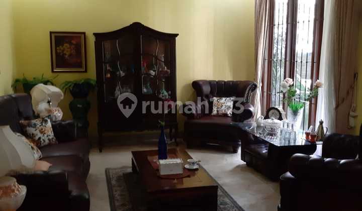 Rumah Besar Siap Huni di Lenteng Agung Dekat Stasiun KRL 2