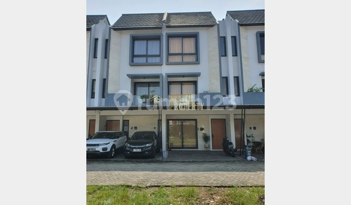 Rumah Tinggal Sistem Smarthome di Cipedak, Jagakarsa