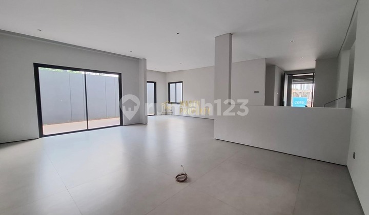 Rumah 2 Lantai Tipe Besar Dekat Southcity Square Tangsel 2