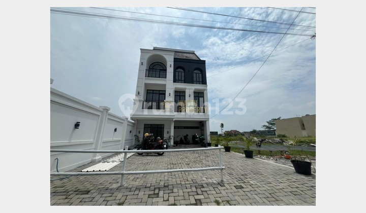 Seturan Hot Area! Kost Eksklusif Bangunan Megah