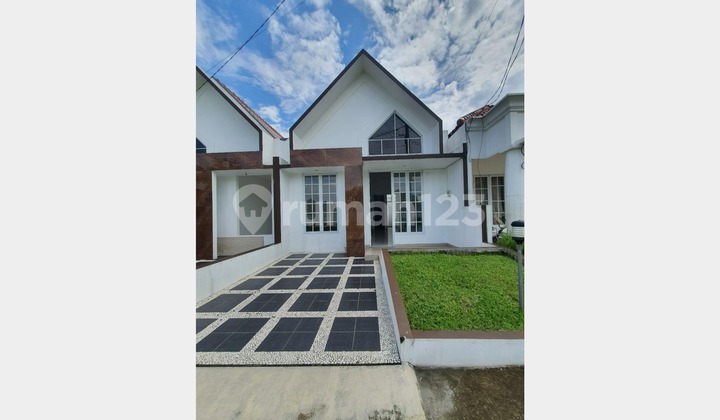 Rumah Dekat Pemda Cibinong, Desain Kekinian Harga Murah