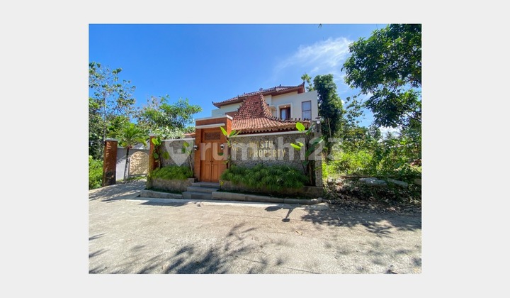 Ready-to-Occupy Furnished Villa Near Jl. Wates, Gamping