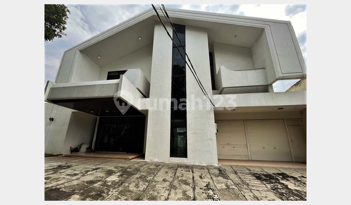 Rumah Besar Siap Huni 2 Lantai Dekat Blok M Square Rumah Besar Siap Huni 2 Lantai Dekat Blok M Square