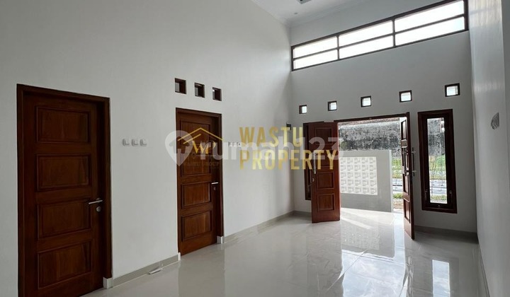 Ready-to-Live House Near Al Azhar World School Jogja 2