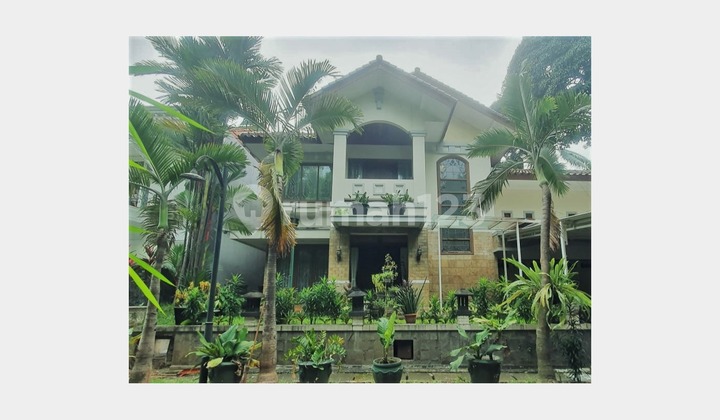 Large Ready-to-Live House in Lenteng Agung Near KRL Station Large Ready-to-Live House in Lenteng Agung Near KRL Station