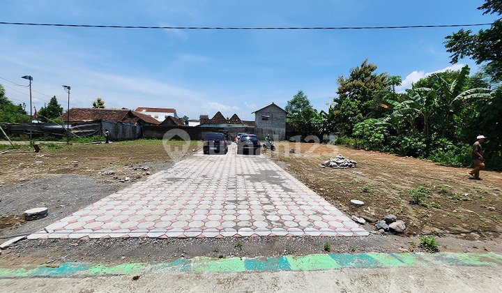 Cheap Land in Jogja Near JEC (Jogja Expo Center) Cheap Land in Jogja Near JEC (Jogja Expo Center)