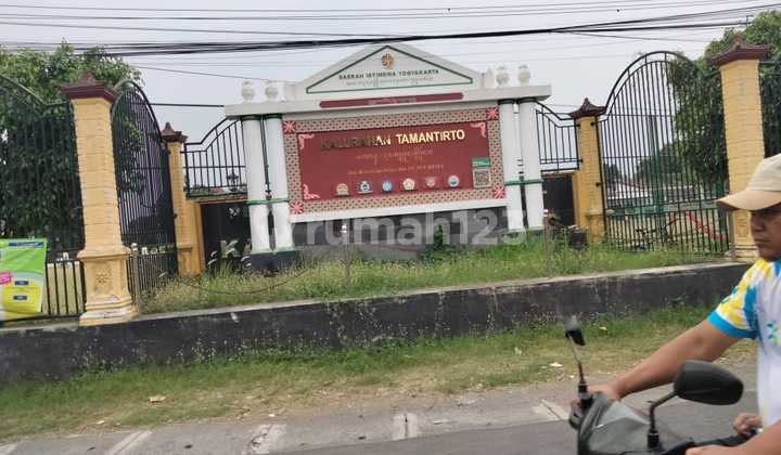 For Sale: House 8 Minutes to UMY Campus