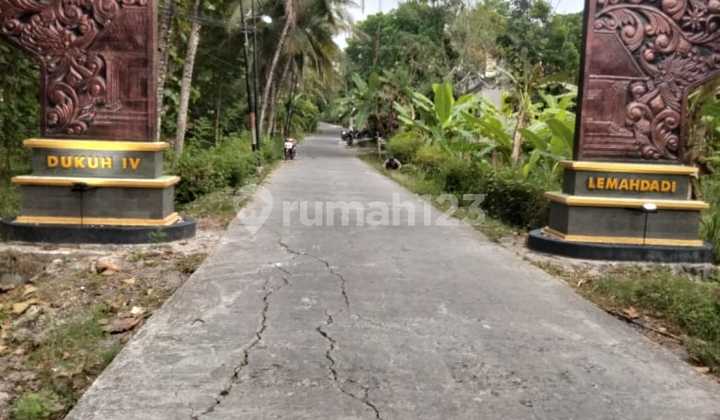 For Sale: House 8 Minutes to UMY Campus