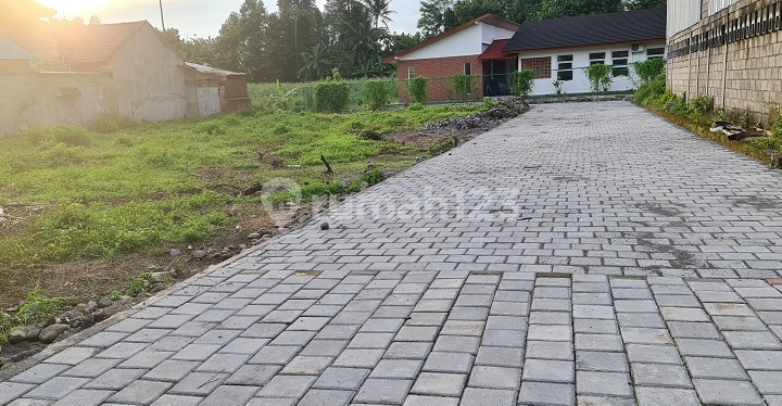 Cheap Land in Jogja Near UGM Cheap Land in Jogja Near UGM