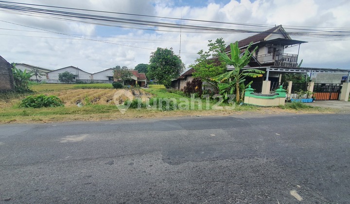 2,5 Km Bandara Adisucipto Kavling Hoek Jalan Raya Berbah