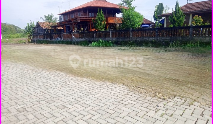 10 Menit ke Monumen Jogja Kembali Lingkungan Modern 10 Menit ke Monumen Jogja Kembali Lingkungan Modern