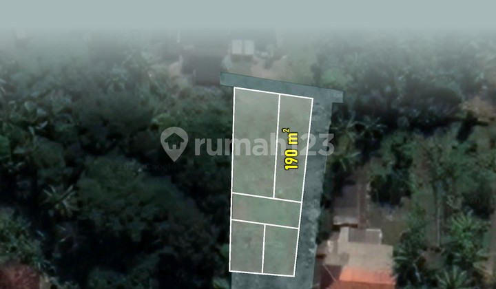 Near Wates Station Lot Strategic Location for Residences - Comfortable Neighborhood