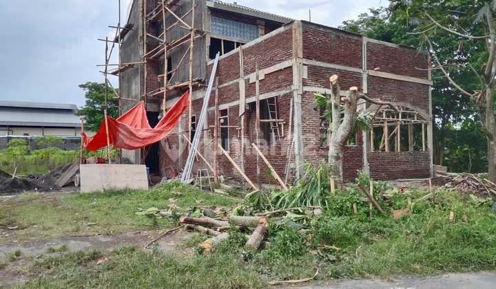 For sale, ready-to-build land on Jalan Kaliurang km 9, near UGM and Pasar Gentan. For sale, ready-to-build land on Jalan Kaliurang km 9, near UGM and Pasar Gentan.