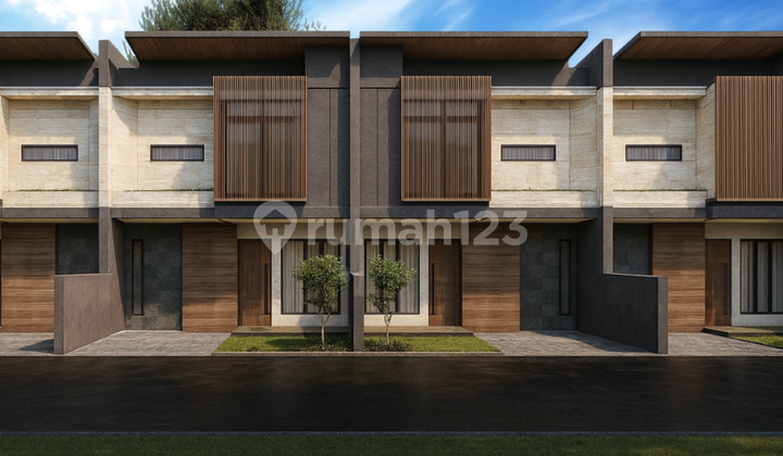 Exclusive House with Private Swimming Pool in North Jogja 2