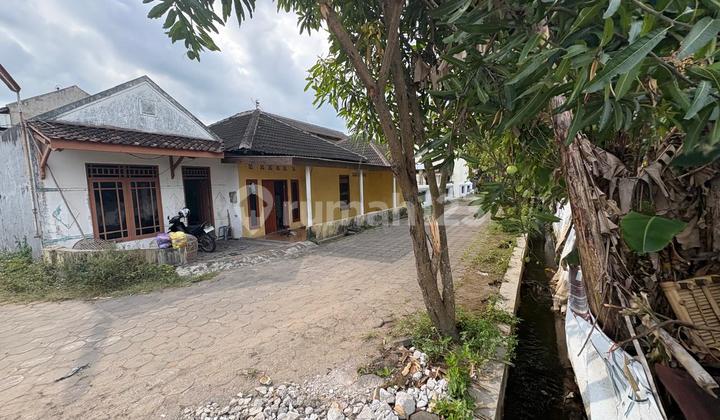 2 minutes Jl Kabupaten; Asphalt Edge; SHMP Legality