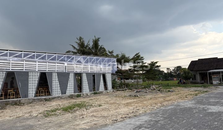 8 menit ke pusat kota jogja, tanah SHM, akses jalan utama 8 menit ke pusat kota jogja, tanah SHM, akses jalan utama