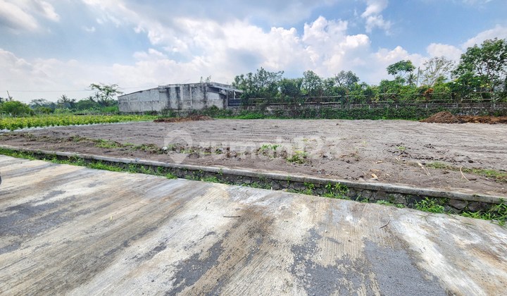 Jl. Kaliurang Km. 12; Mangku Aspal Jl. Kaliurang Km. 12; Mangku Aspal