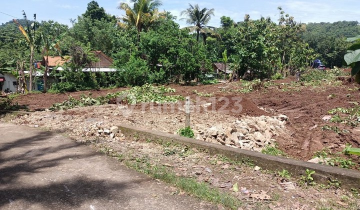 Wukirsari Imogiri, Tanah Bantul, dekat Pinus Pengger