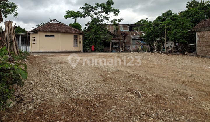 Wonokromo Pleret, Tanah Bantul, dekat Kantor Kelurahan Wonokromo