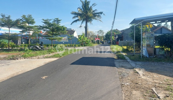 Banyuraden, Tanah Sleman, dekat Taman Pelangi Monjali Banyuraden, Tanah Sleman, dekat Taman Pelangi Monjali