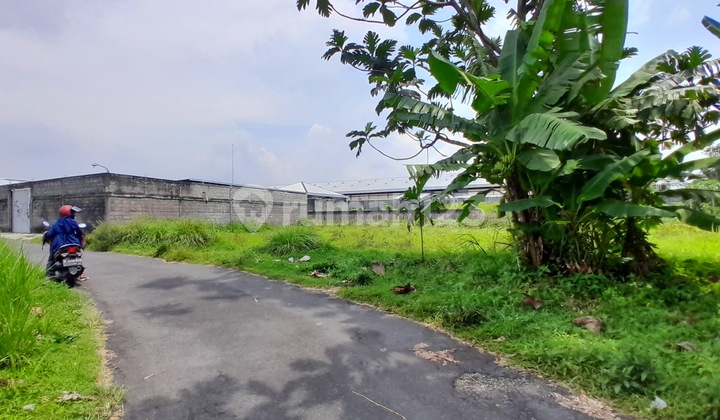 Jalan Palagan, Tanah Sleman Jogja, dekat Jogja City Mall Jalan Palagan, Tanah Sleman Jogja, dekat Jogja City Mall