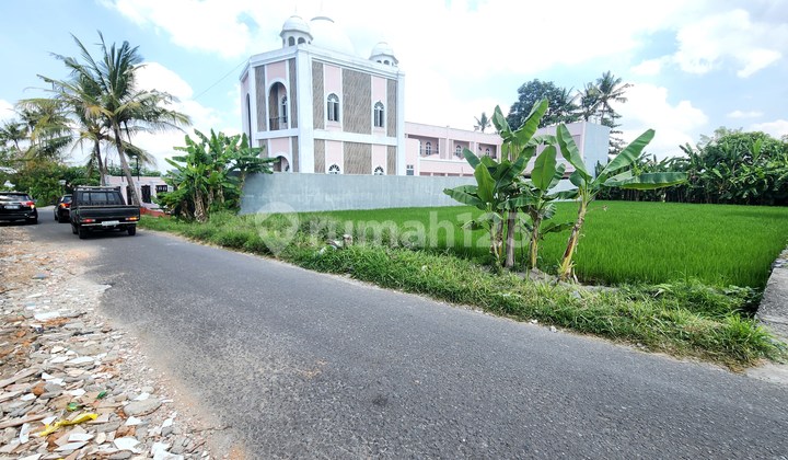 Maguwoharjo, Sleman Land, Yogyakarta, near Adisutjipto Airport.