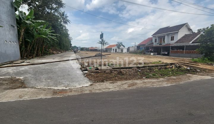 Tanah Strategis Maguwoharjo Jogja – Dekat Ringroad & Kampus UPN, AMIKOM & SADHAR 3 Tanah Strategis Maguwoharjo Jogja – Dekat Ringroad & Kampus UPN, AMIKOM & SADHAR 3