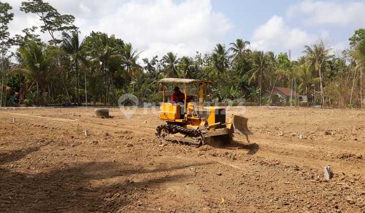 Cheap Land! Near Ngijon Market, Suitable for a House