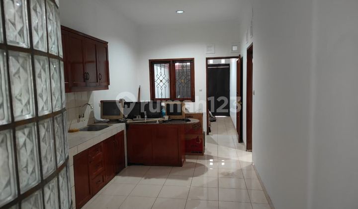 Di Jual Rumah Kopo Mas Dekat Pusat Belanja